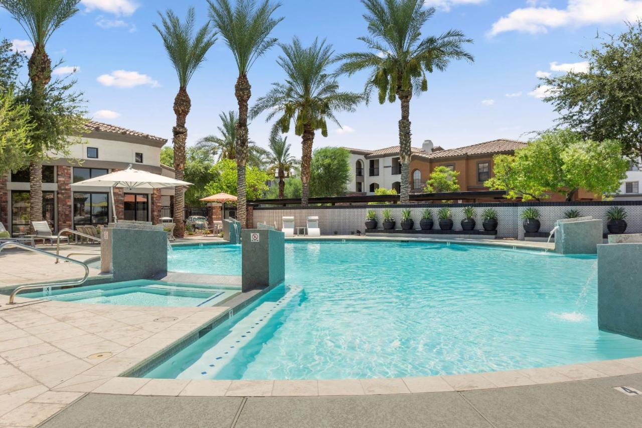 Cozysuites Glendale By The Stadium With Pool 10 المظهر الخارجي الصورة