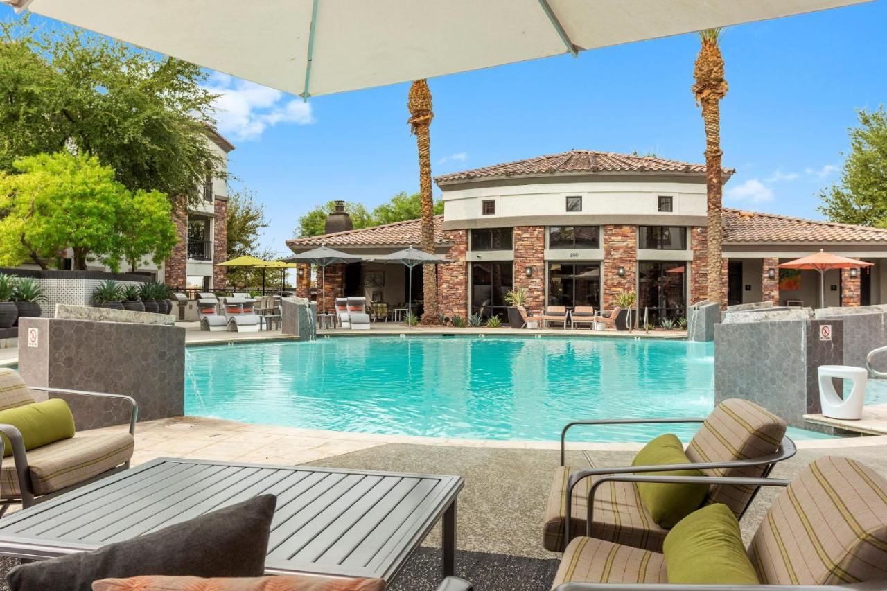 Cozysuites Glendale By The Stadium With Pool 10 المظهر الخارجي الصورة